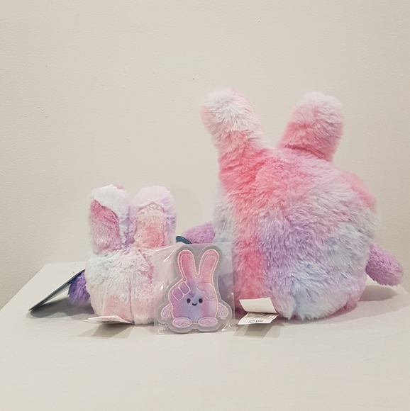 Groovybumz Petra the Peace Sign Bumbumz - Picture 3 of 4